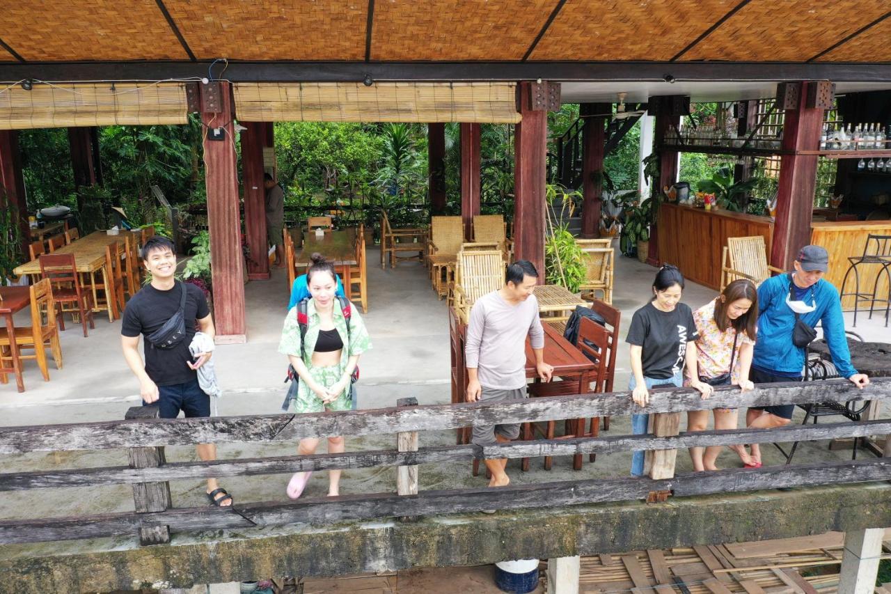 Ning Ning Guesthouse Muang Ngoi Zewnętrze zdjęcie