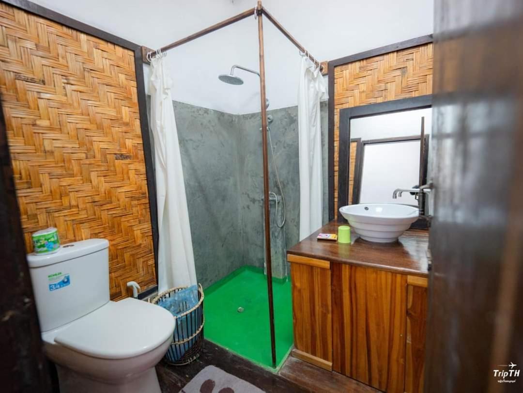 Ning Ning Guesthouse Muang Ngoi Pokój zdjęcie